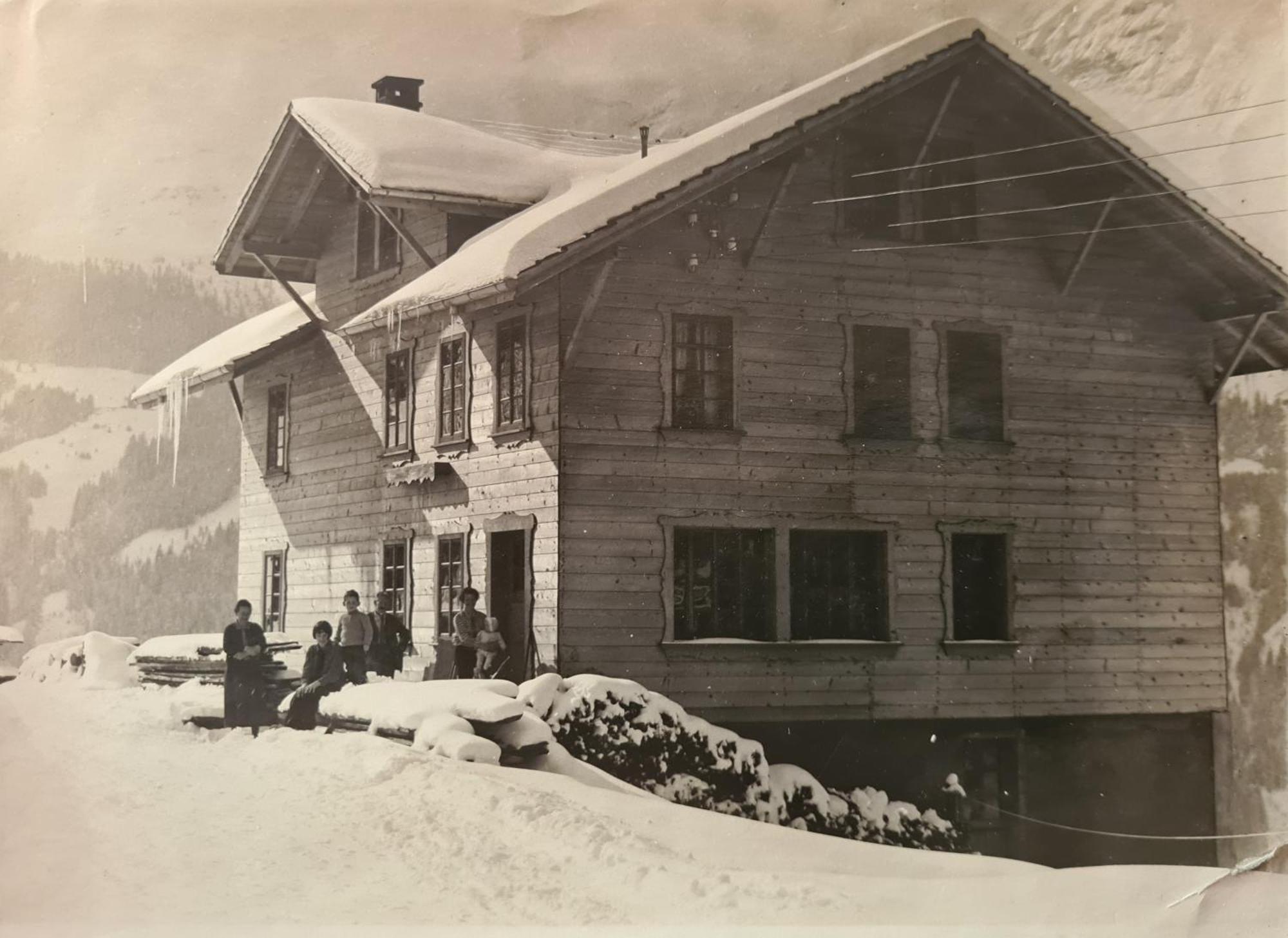 Traditional Chalet In Wengen - Top Floorアパートメント エクステリア 写真